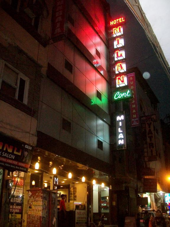 Hotel Milan Continental デリー エクステリア 写真